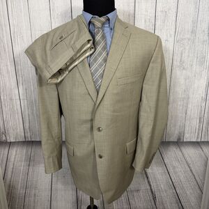 Calvin Klein 46R - W40 x L27 Tan 100% Wool 2-Piece Suit